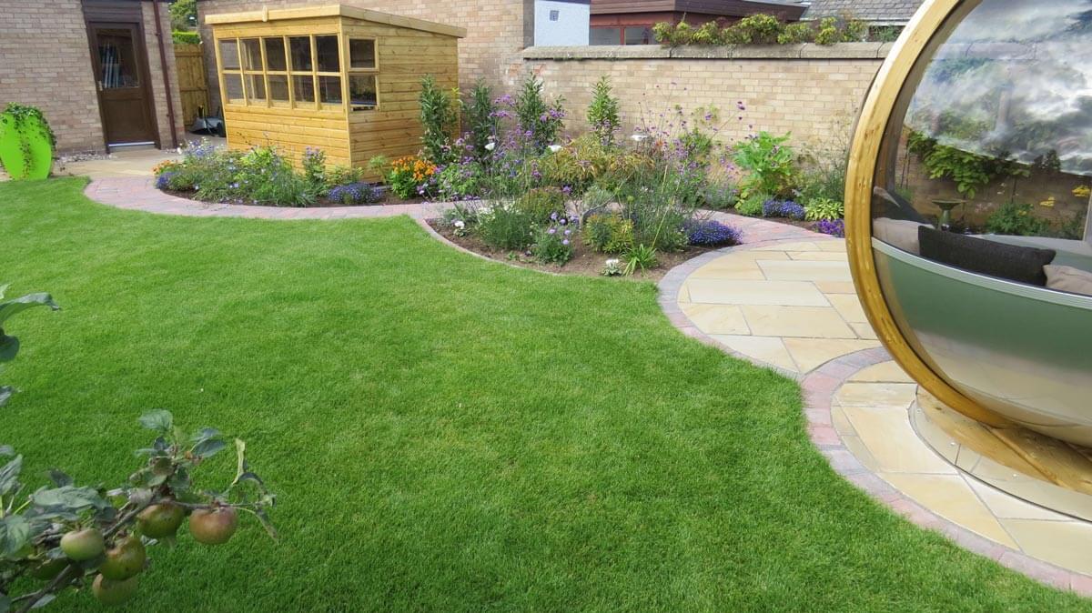 Landscape Gardening Specialists covering Dunfermline, Edinburgh & the Lothians