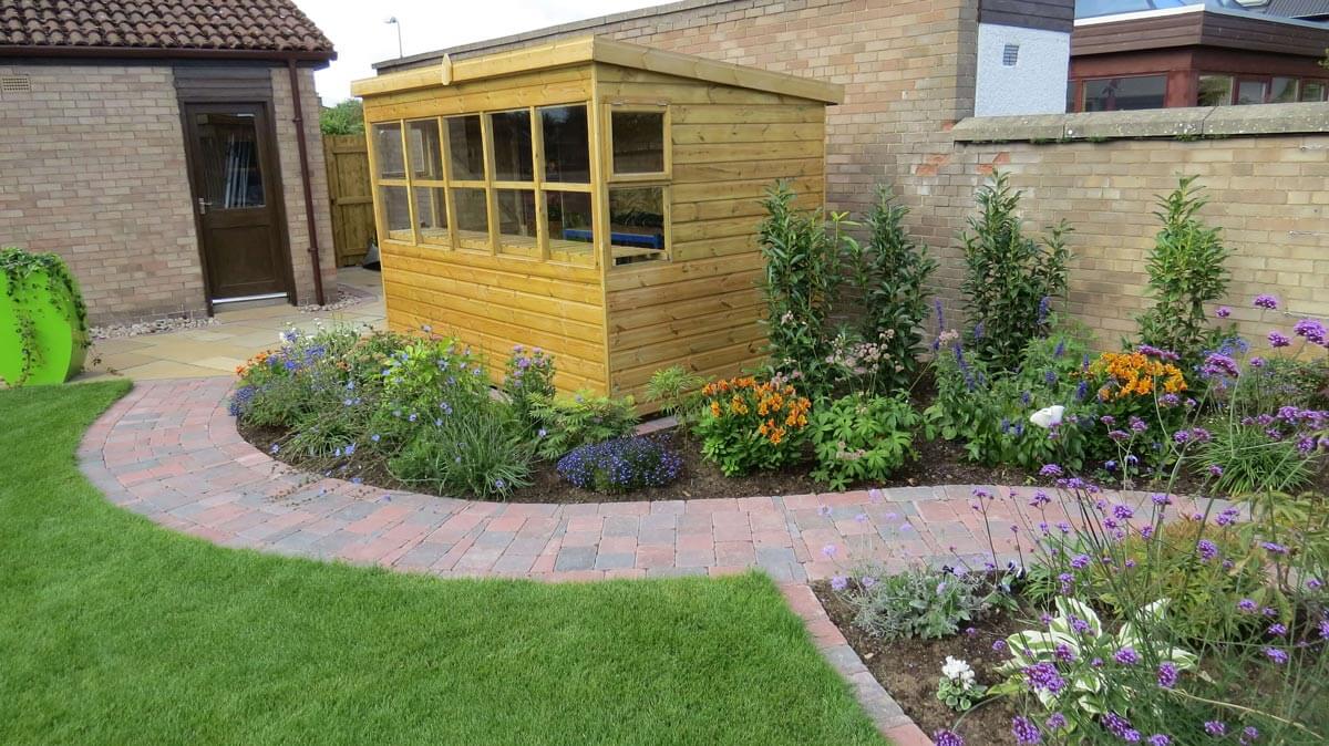 Landscape Gardening Specialists covering Dunfermline, Edinburgh & the Lothians